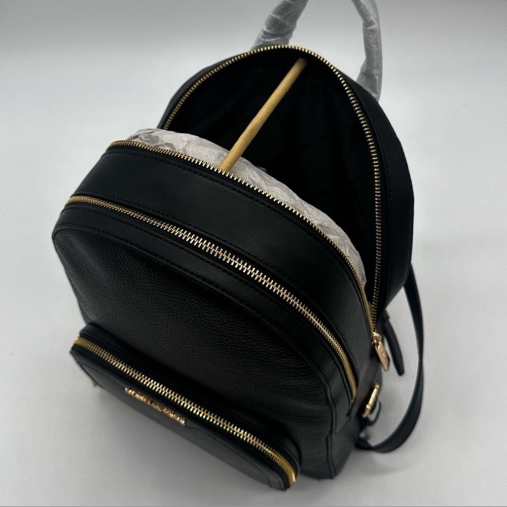 Michael Kors Medium Jaycee Backpack & Continental Wallet
Wristlet Black - Picture 10 of 12
